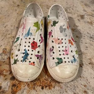 Native Shoes Size 13 Oragami Pattern